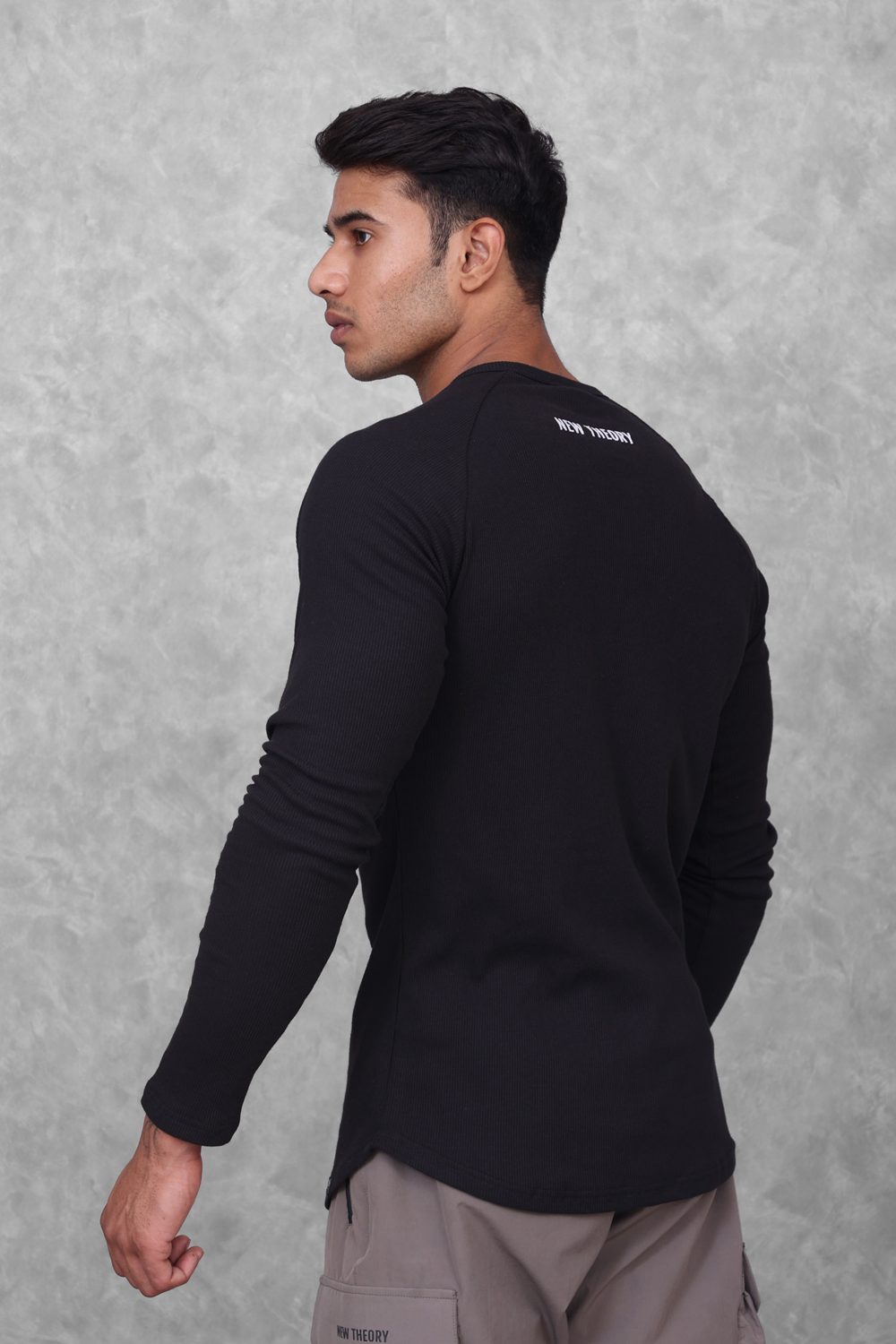 Muscle Up- Ribbed Henley T-shirts - Black