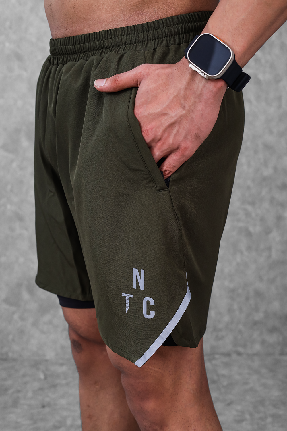 Critical performance Shorts- Olive