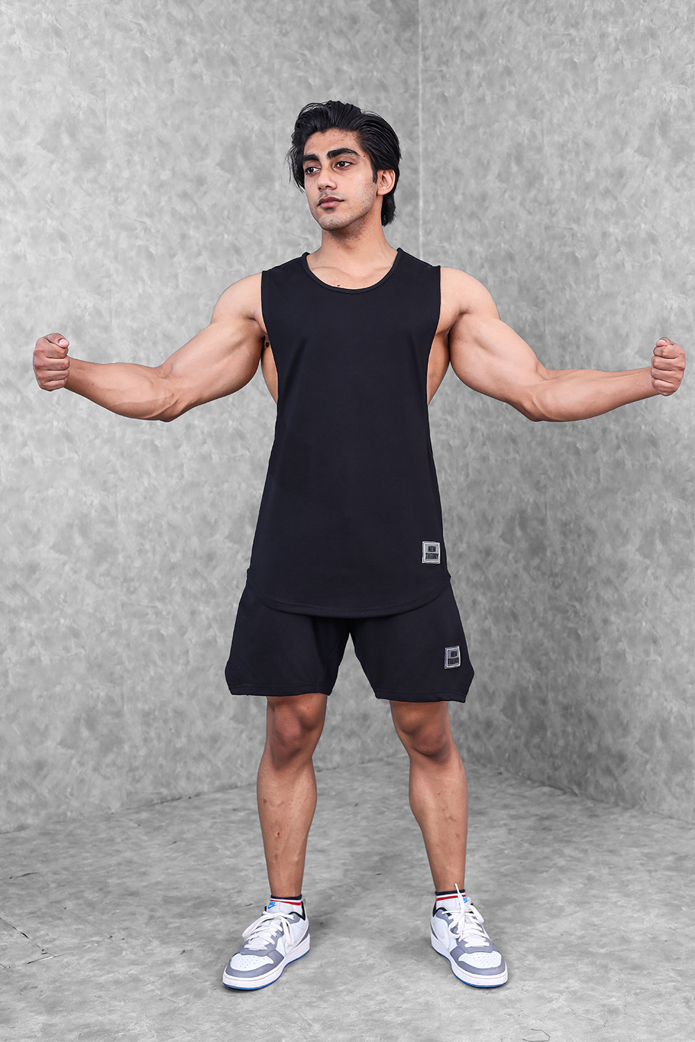 Active Gym Tank Top & Shorts Set- Black