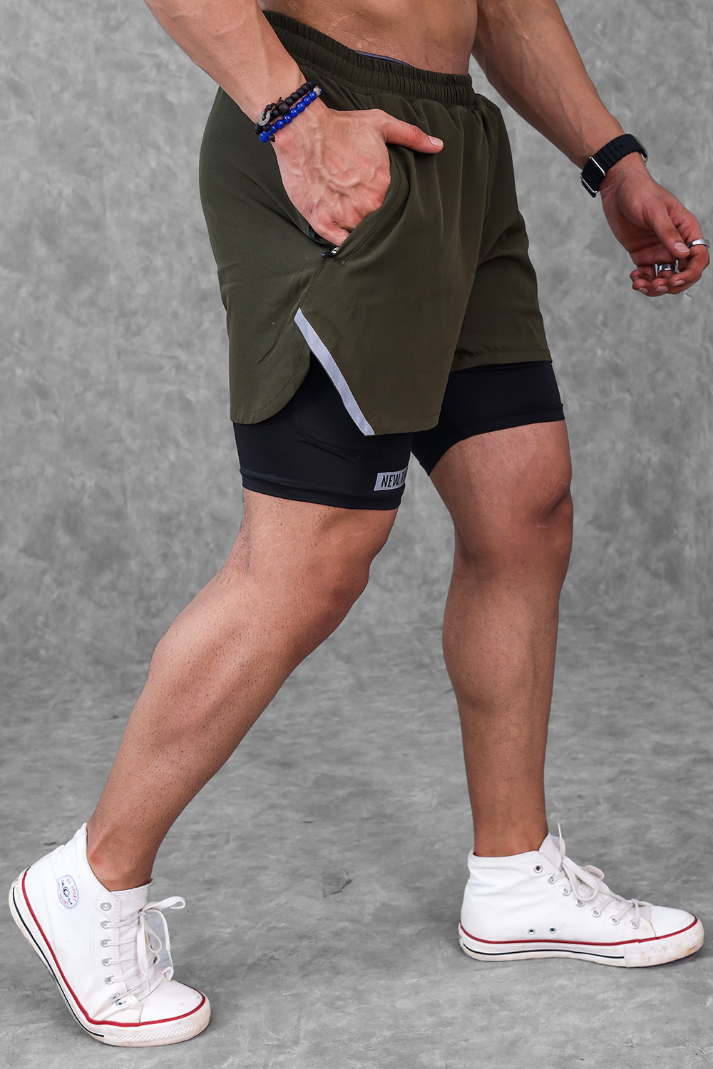 Critical performance Shorts 5 Inch - Olive