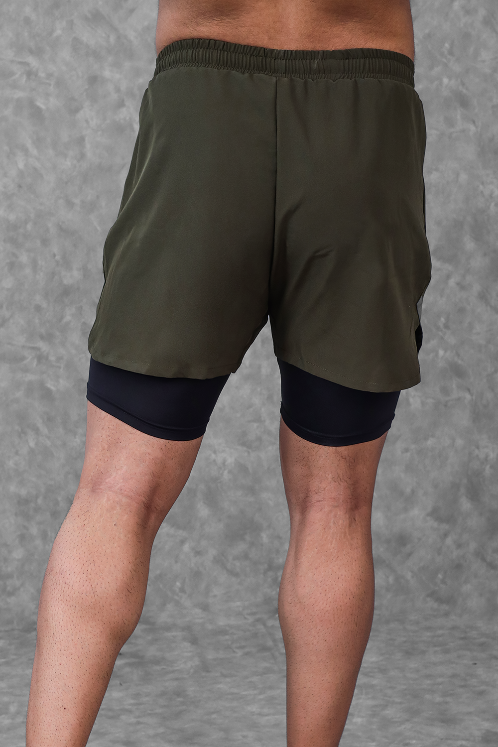 Critical performance Shorts 5 Inch - Olive