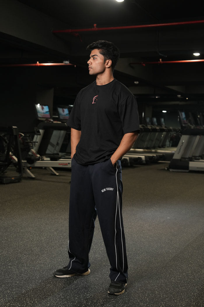 Legacy Oversized T-Shirt - Black