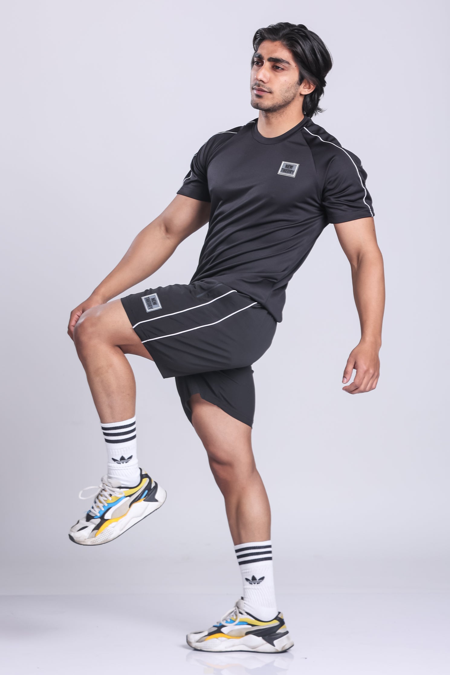 Essential Performance T-shirt & Shorts Set- Black