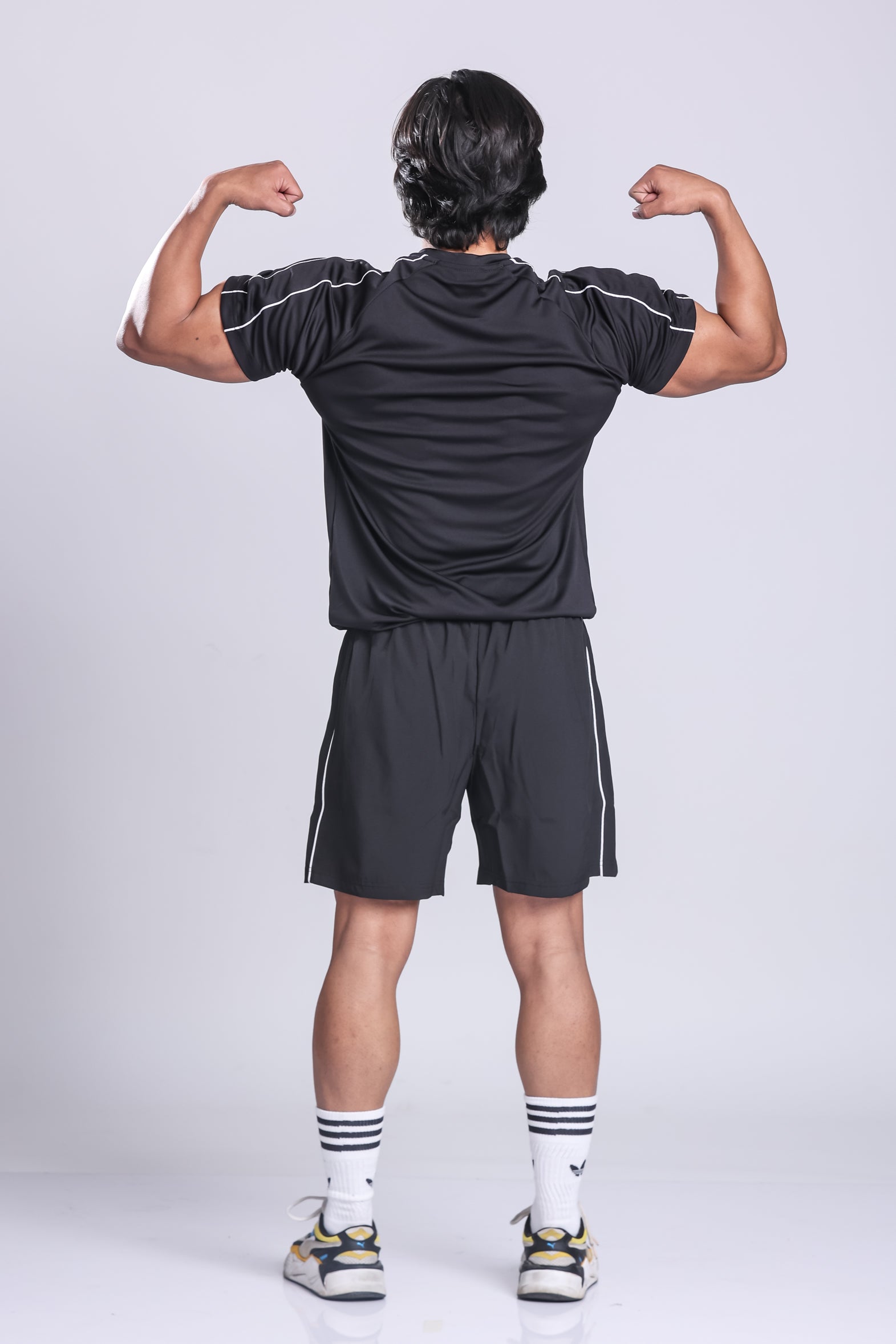 Essential Performance T-shirt & Shorts Set- Black