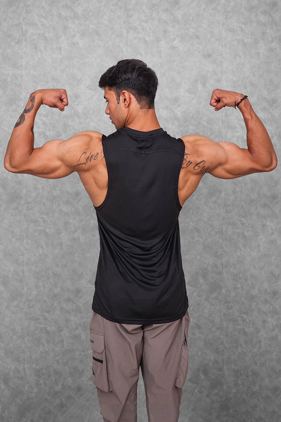 Shop Black Gym Vest for Men Online - New Theory Clothing