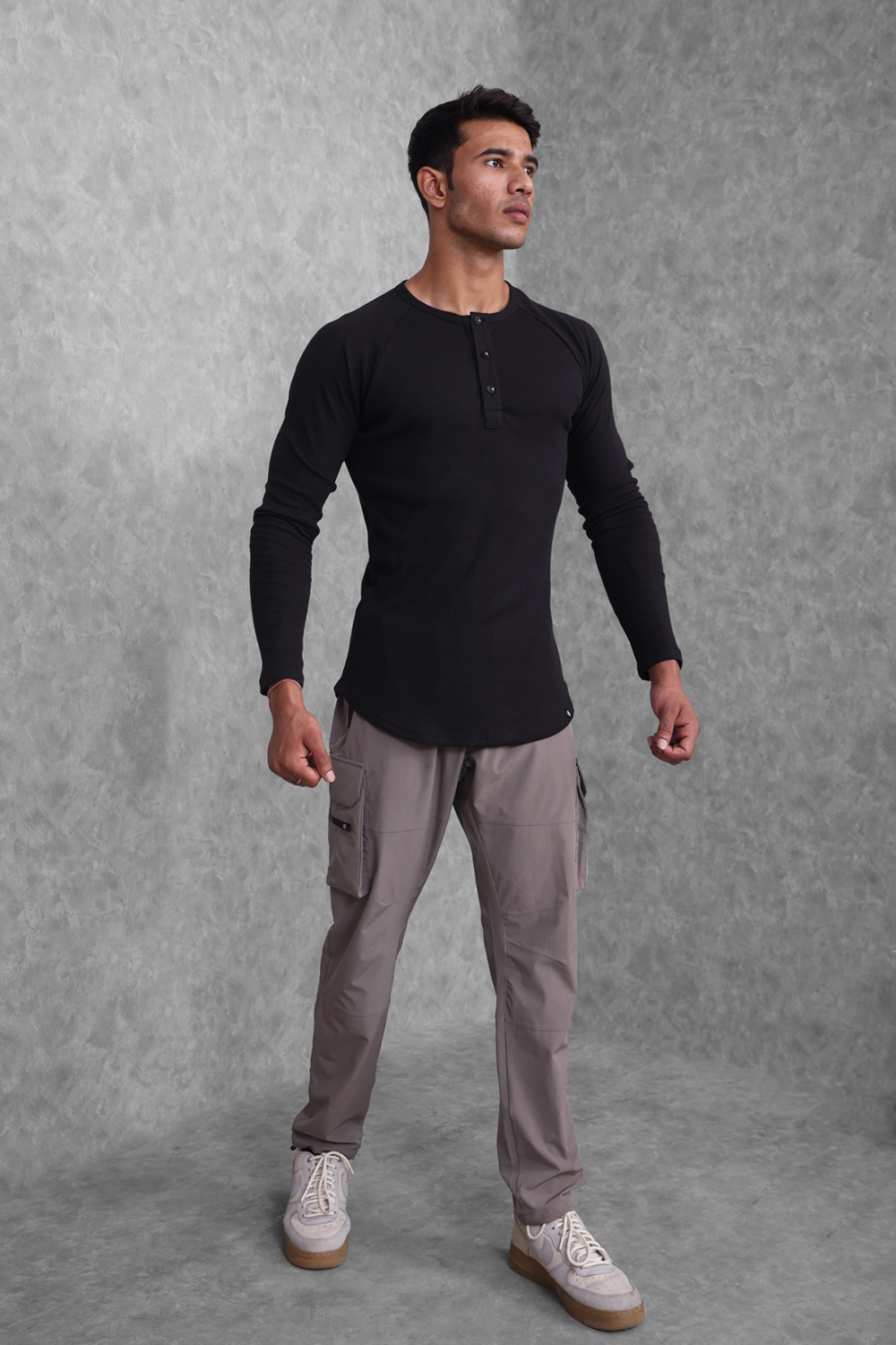 Muscle Up- Ribbed Henley T-shirts - Black