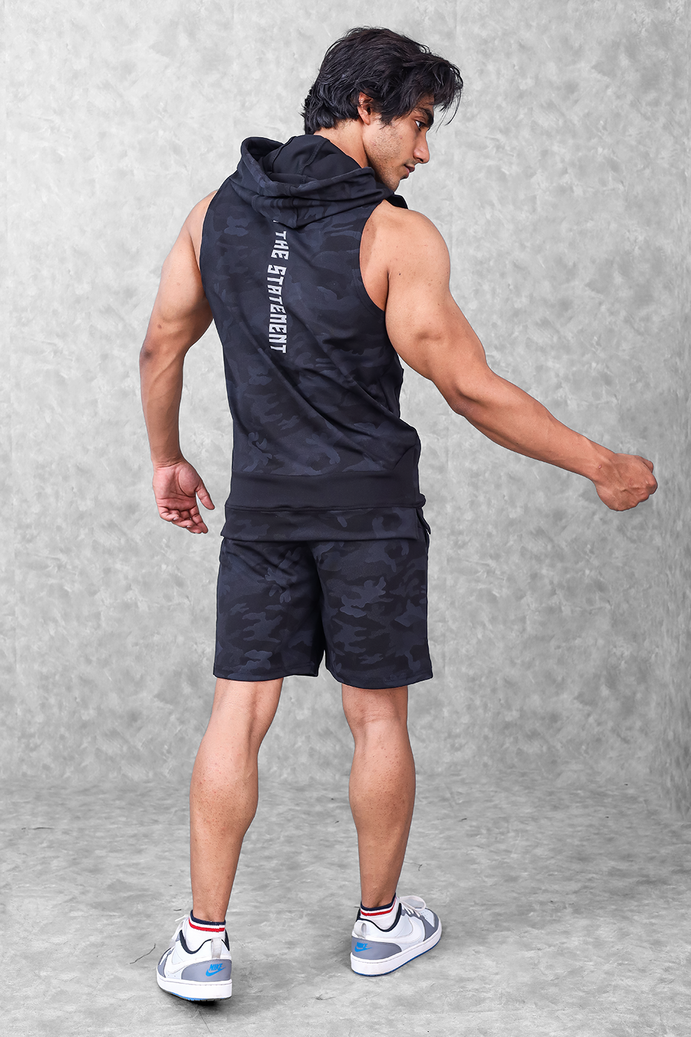 Sleeveless camo hoodie sales