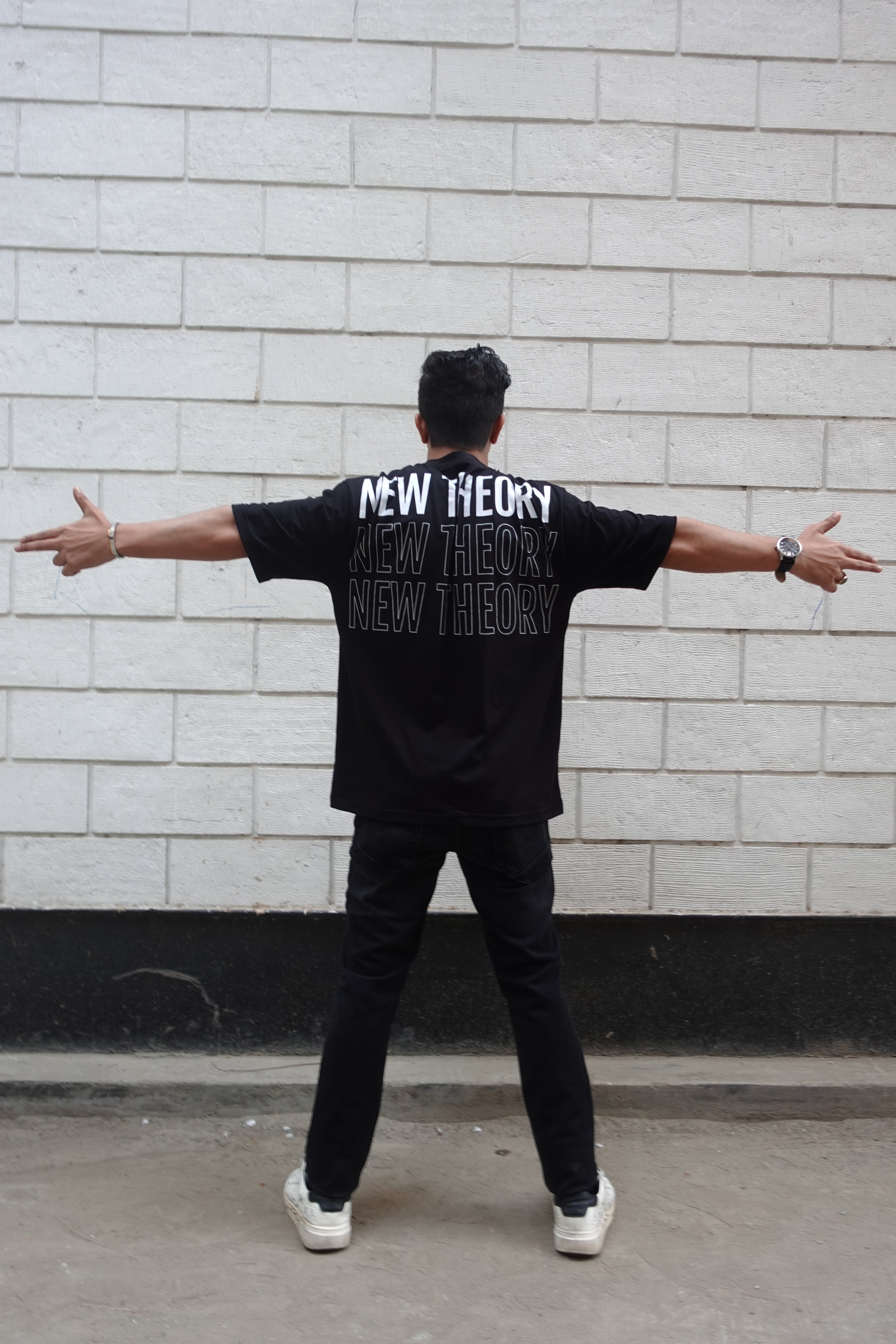 Mad Army X New Theory T-shirt